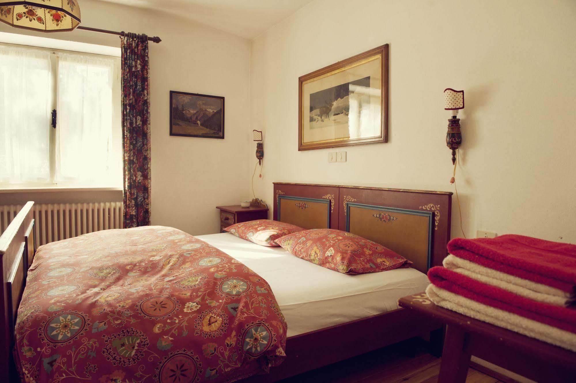 B&B Villa Dolomites Hut サン・ヴィジリオ・ディ・マレッベ エクステリア 写真